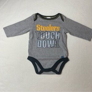 Pittsburgh Steelers NFL Infant One Piece Size 0-3 Months Gray Touchdown